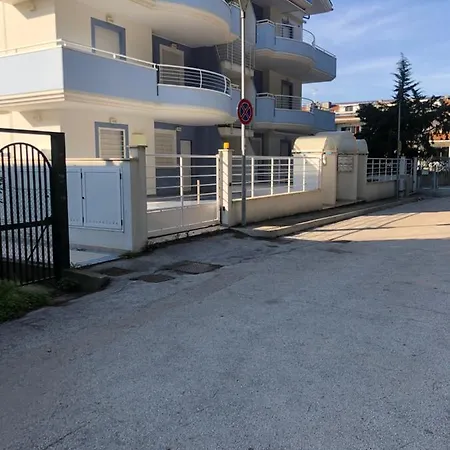 Al Mare Apartment