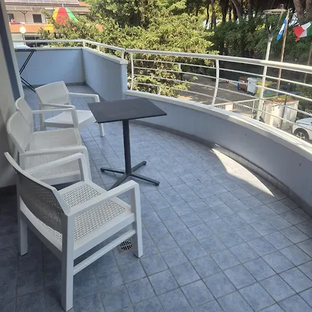 Al Mare Apartment *